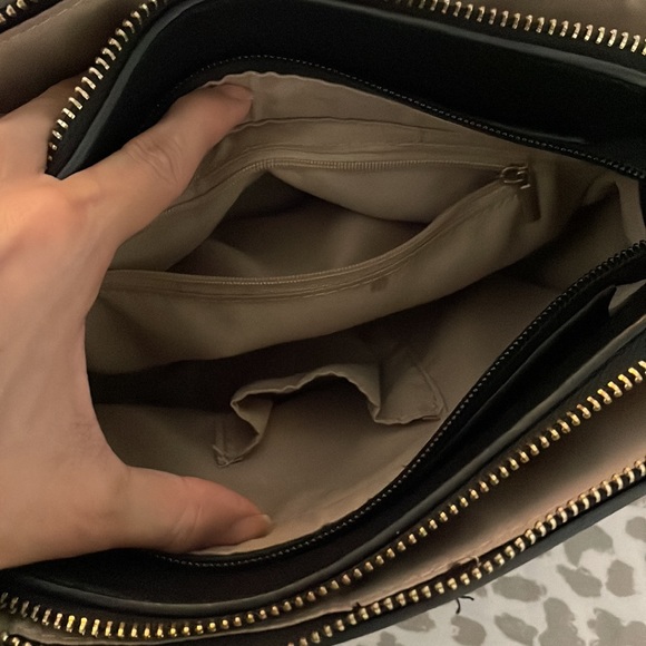 Black Crossbody - Picture 5 of 8